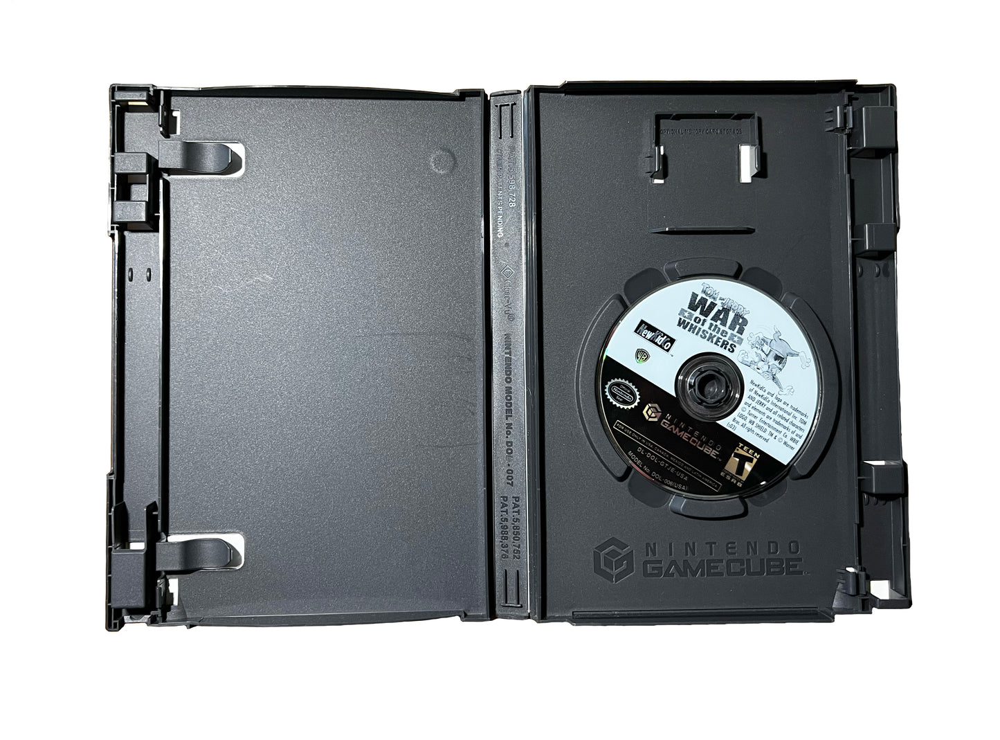 Nintendo Gamecube Tom and Jerry: War of the Whiskers 2003 Disc and Case no Instructions