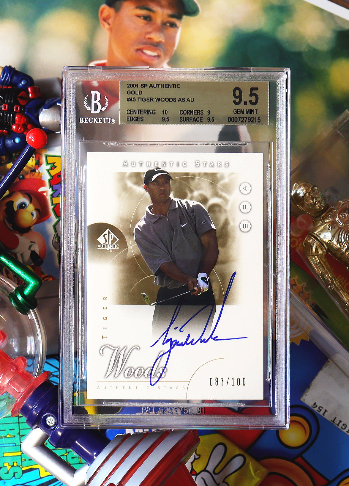 2001 Tiger Woods Upper Deck SP Authentic Gold RC Rookie /100 #45 BGS 9.5 Gem Mint
