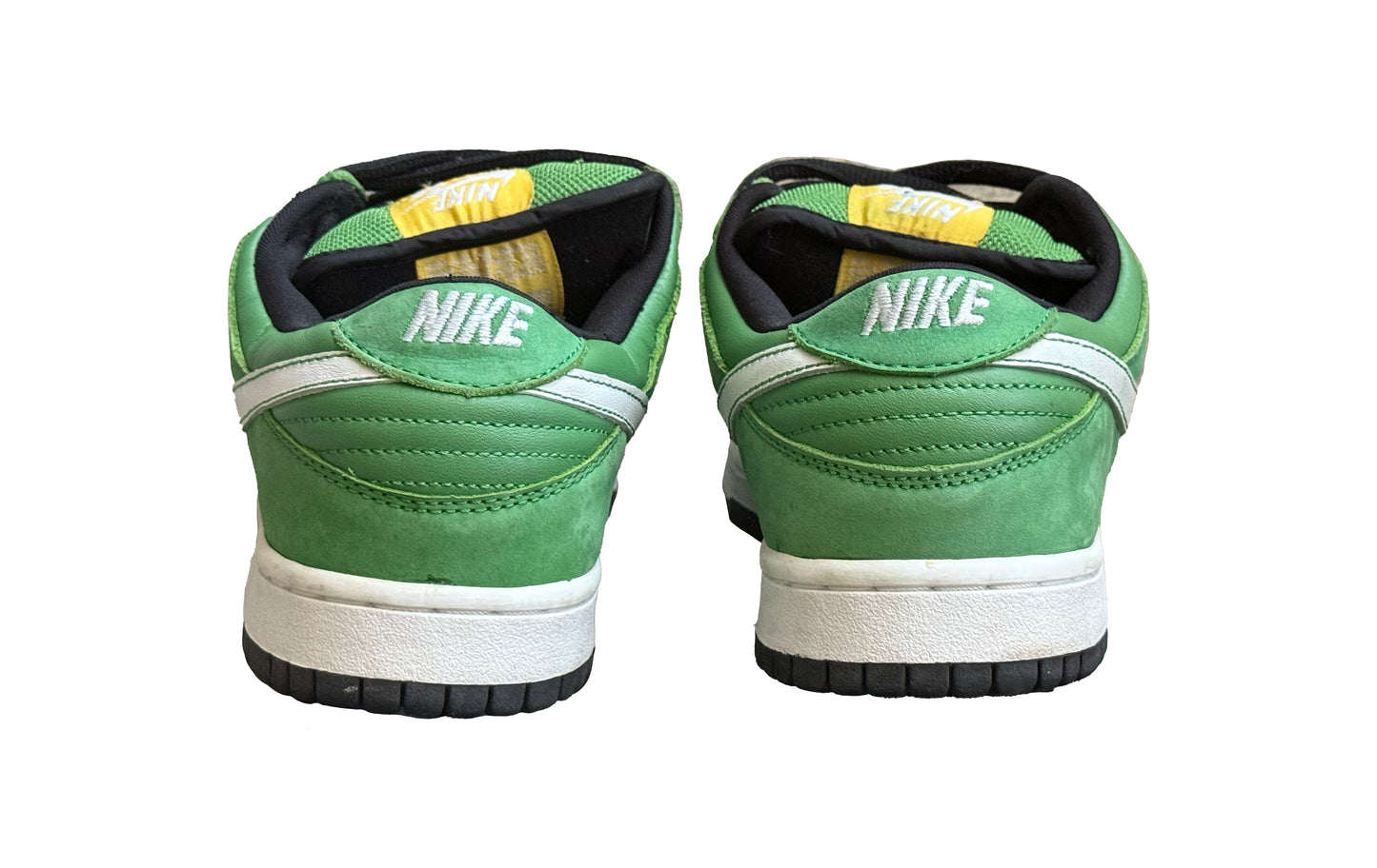 2006 Nike SB Dunk Low Tokyo Green Grass / White Taxi 304292-311 Size 8 with Box