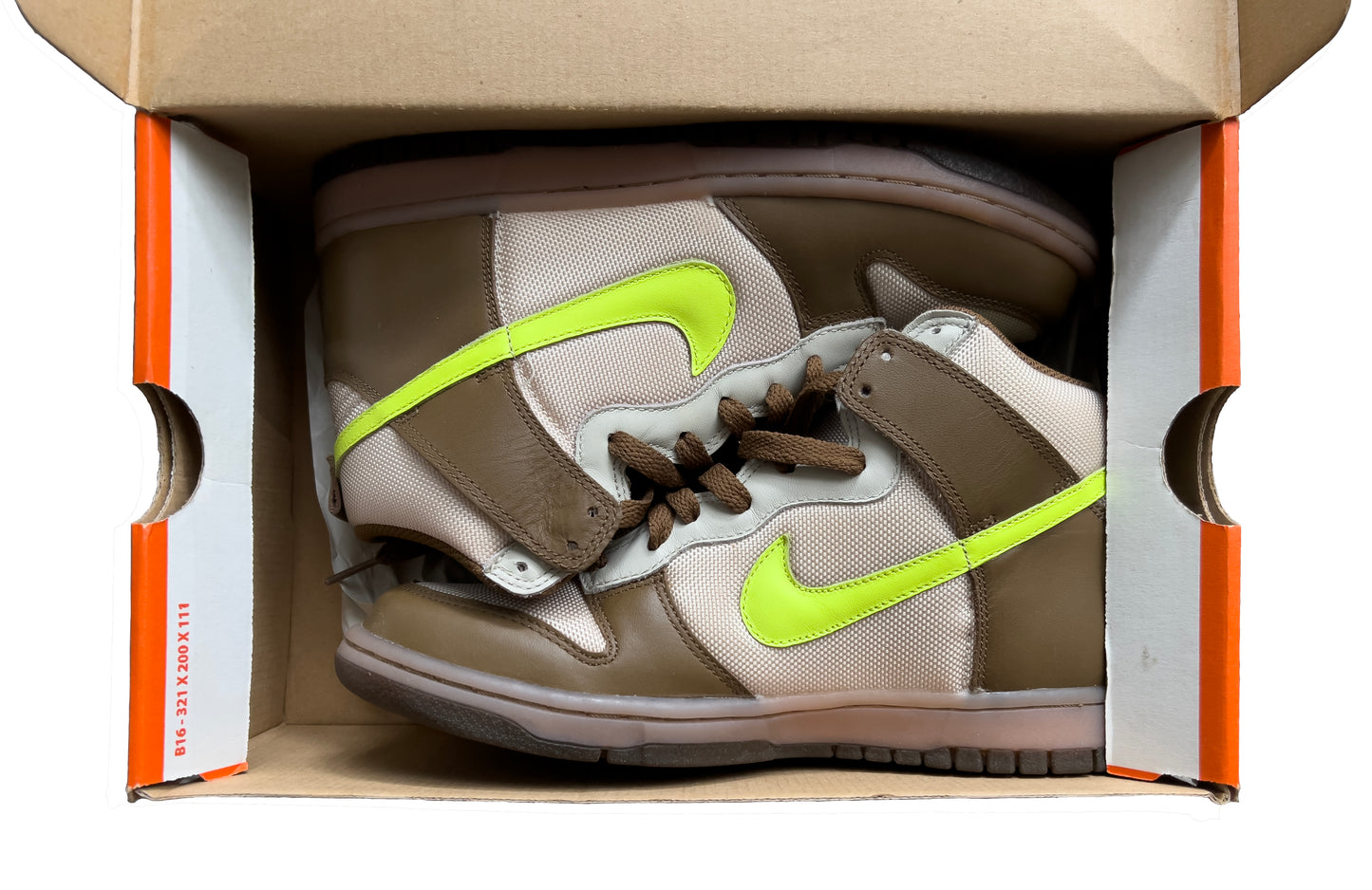 2007 Nike Dunk High Shrek light Used Great Condition with Box Size 8 Umber/Volt-Birch-Baroque Brown