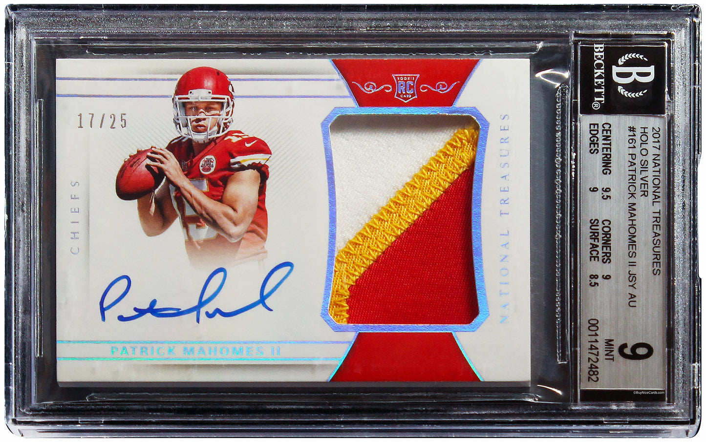 2017 Patrick Mahomes National Treasures Holo Silver RC Patch Auto /25 #161 BGS 9